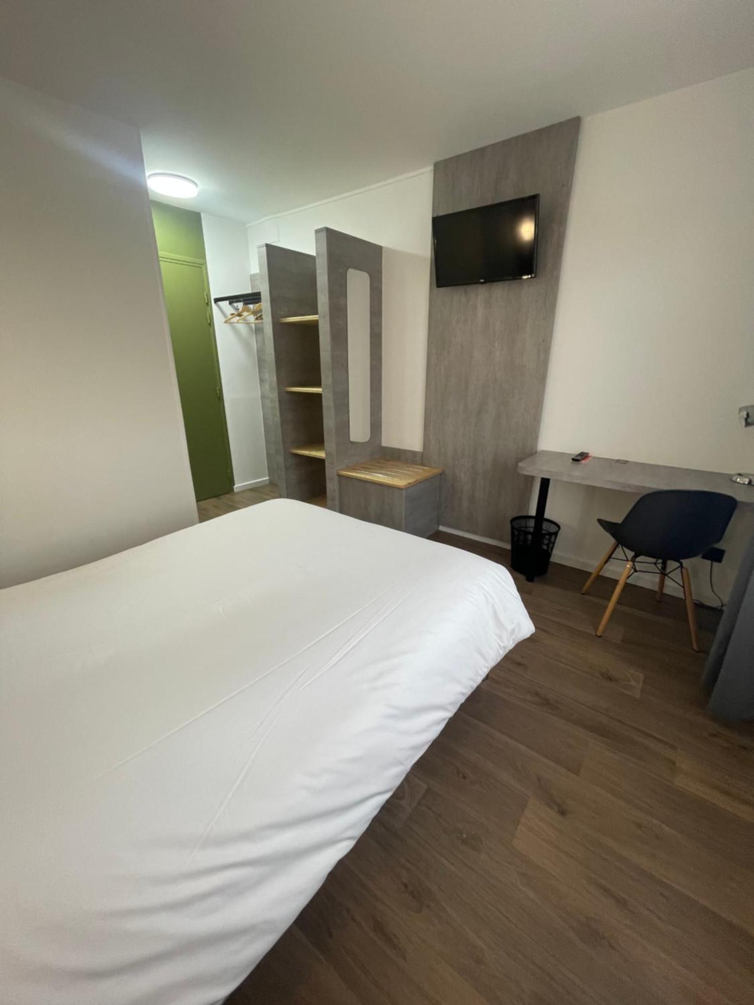 Hotel Castel Neuves-Maisons Экстерьер фото