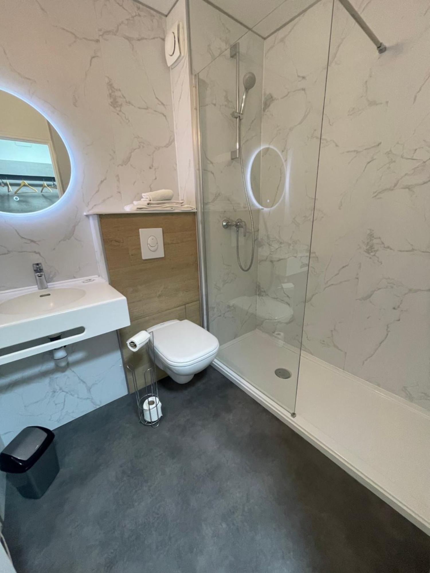 Hotel Castel Neuves-Maisons Экстерьер фото
