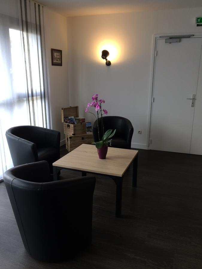 Hotel Castel Neuves-Maisons Экстерьер фото