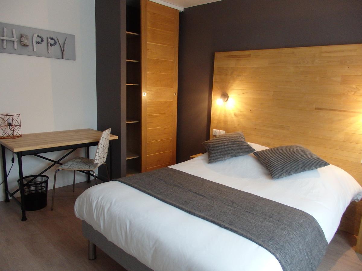 Hotel Castel Neuves-Maisons Экстерьер фото