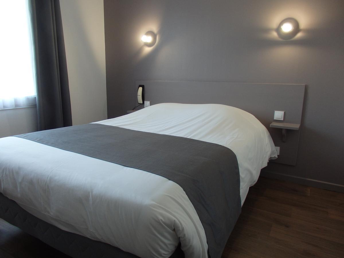 Hotel Castel Neuves-Maisons Экстерьер фото